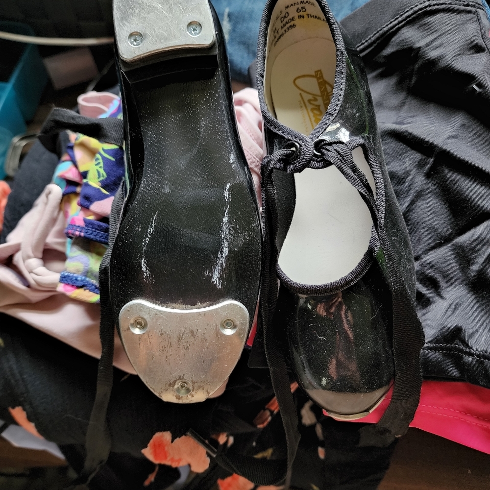Girls tap shoes